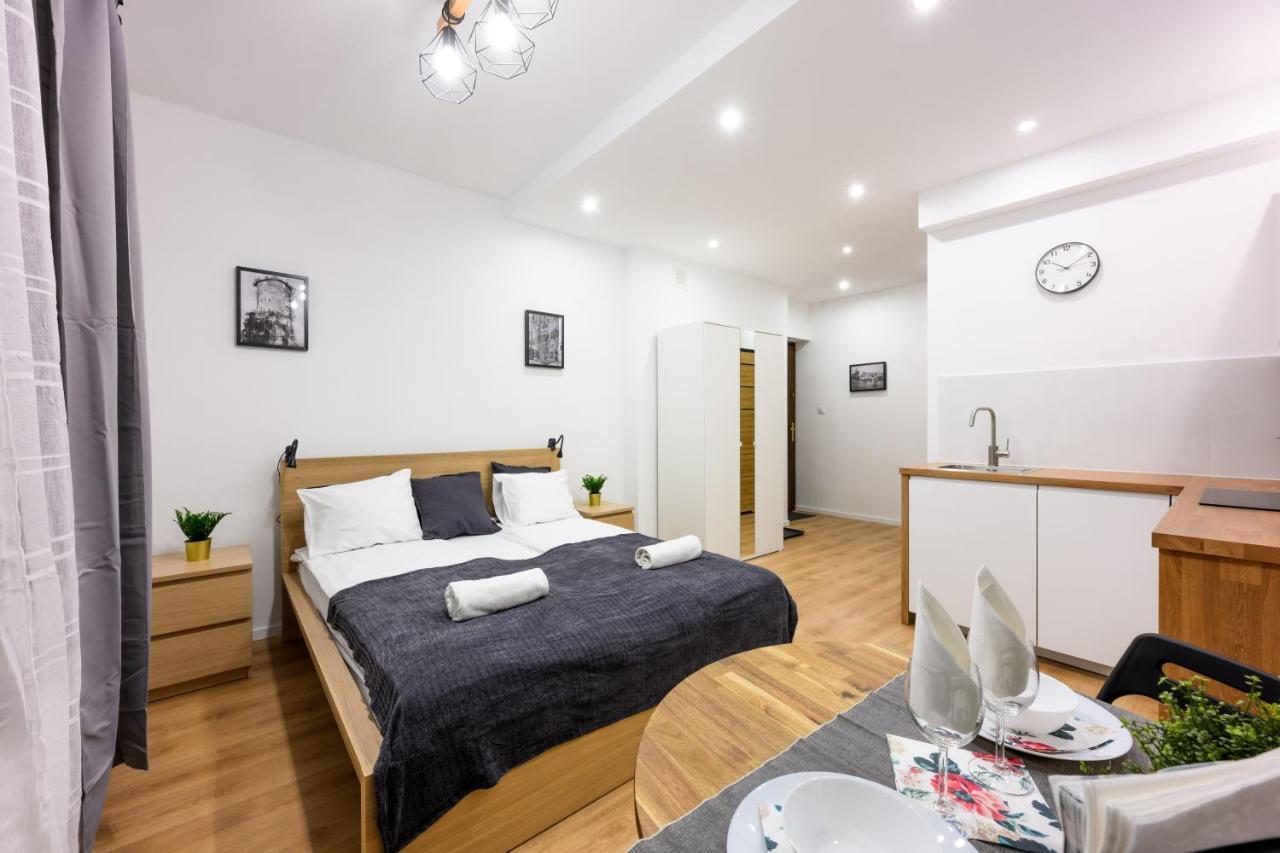 Cracow Rent Apartments - Spacious Apartments For 2-7 People In Quiet Area - Kolberga Street Nr 3 - 10 Min To Main Square By Foot Krakow Luaran gambar