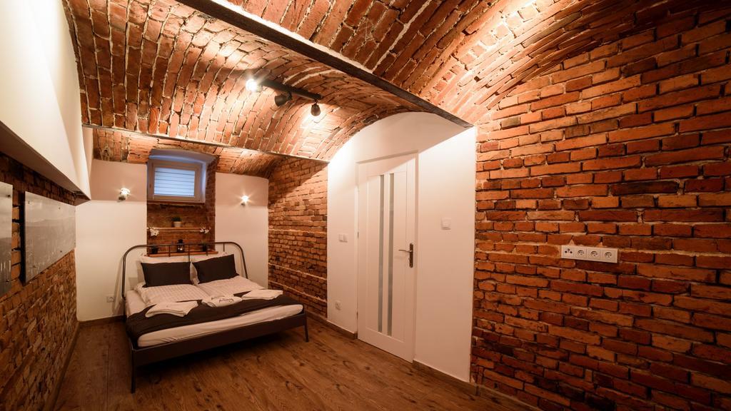 Cracow Rent Apartments - Spacious Apartments For 2-7 People In Quiet Area - Kolberga Street Nr 3 - 10 Min To Main Square By Foot Krakow Luaran gambar