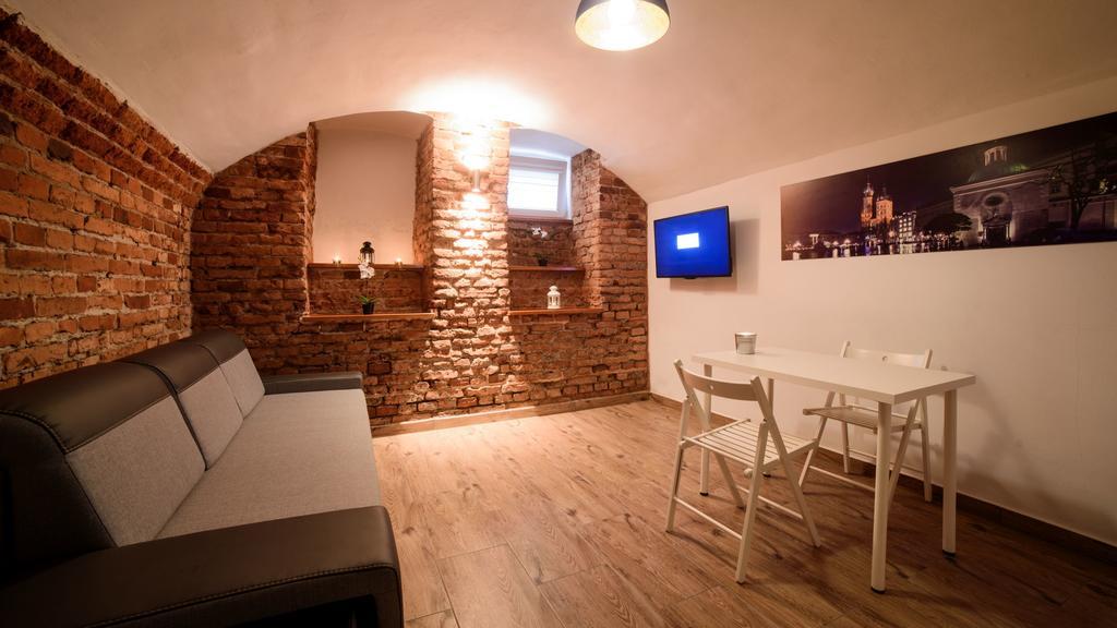 Cracow Rent Apartments - Spacious Apartments For 2-7 People In Quiet Area - Kolberga Street Nr 3 - 10 Min To Main Square By Foot Krakow Luaran gambar