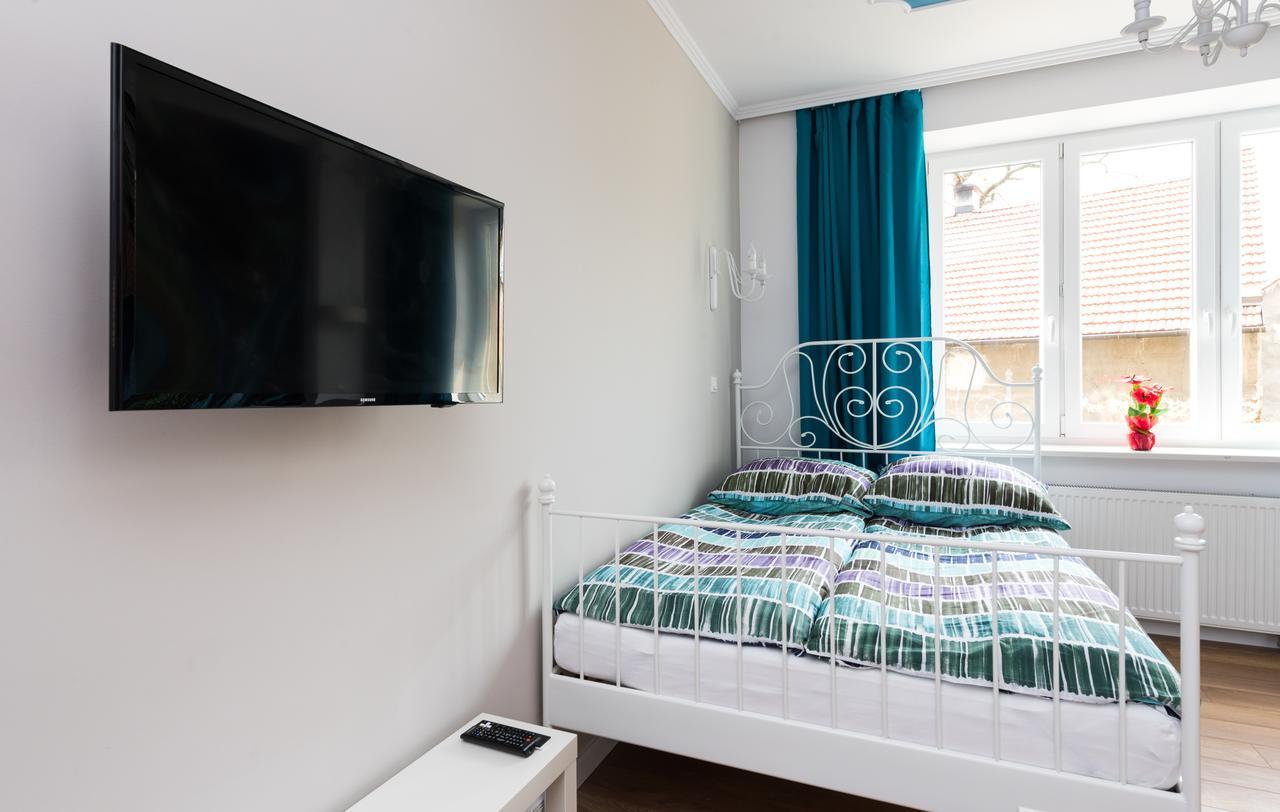 Cracow Rent Apartments - Spacious Apartments For 2-7 People In Quiet Area - Kolberga Street Nr 3 - 10 Min To Main Square By Foot Krakow Luaran gambar